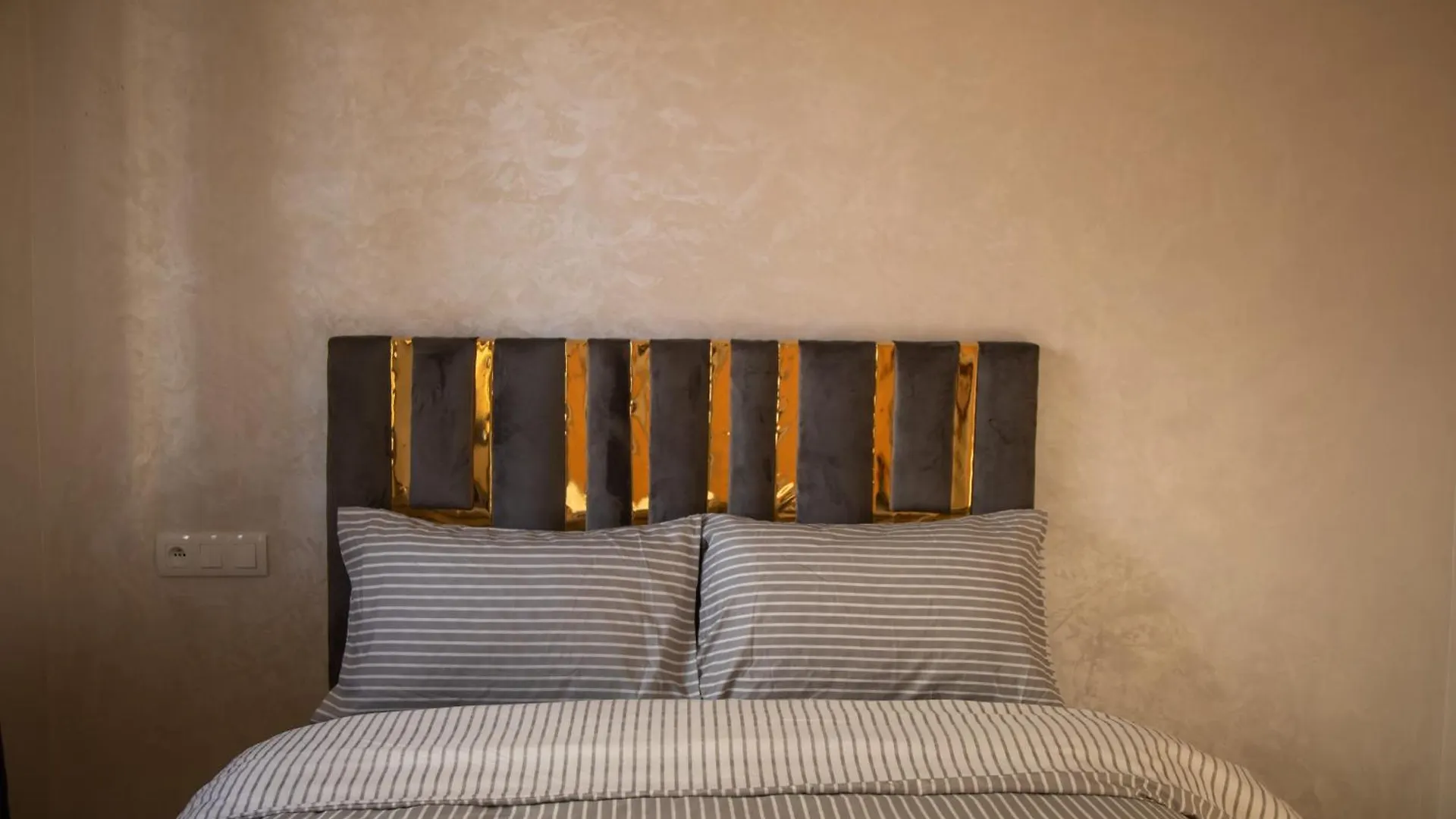 Two Bedroom Luxury Vacation Apartment City Centre Agadir Fas